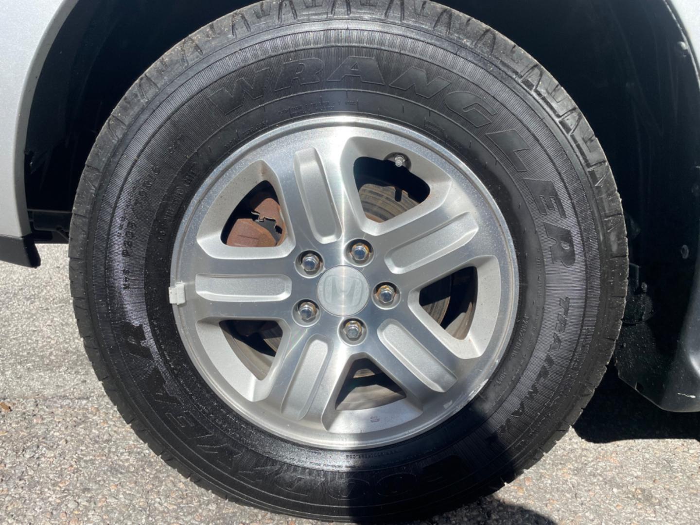 2008 SILVER HONDA PILOT VP (5FNYF18258B) with an 3.5L engine, Automatic transmission, located at 5103 Dorchester Rd., Charleston, SC, 29418-5607, (843) 767-1122, 36.245171, -115.228050 - Photo#23